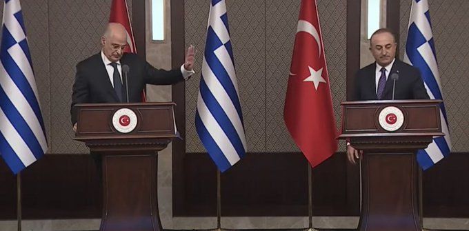 Министрите на външните работи на Гърция и Турция се скараха