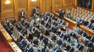 Парламентът прие предложението в Изборния кодекс за броя и начина