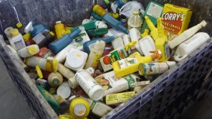 Над 20 тона пластмасови отпадъци от Гърция предназначени за румънска