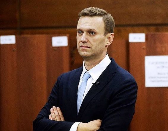 Руският опозционер Алексей Навални потвърди, че се намира в наказателна