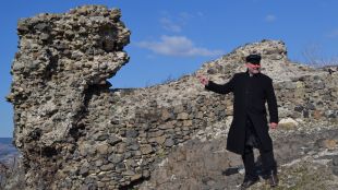Начало на археологически сезон 2021В тайнствената крепост избират латинския император