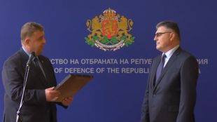 Министърът на отбраната Георги Панайотов от служебния кабинет на министър