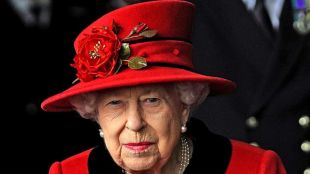Британската кралица Елицабет Втора е поставена под лекарско наблюдение след