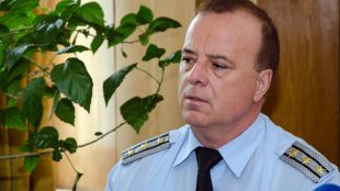 Шефът на КАТ София Тенчо Тенев е бил задържан от колегите