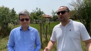 Представителите и кандидат депутати на ГЕРБ Тома Биков и Александър