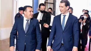 Премиерът на Република Северна Македония Зоран Заев който участва днес