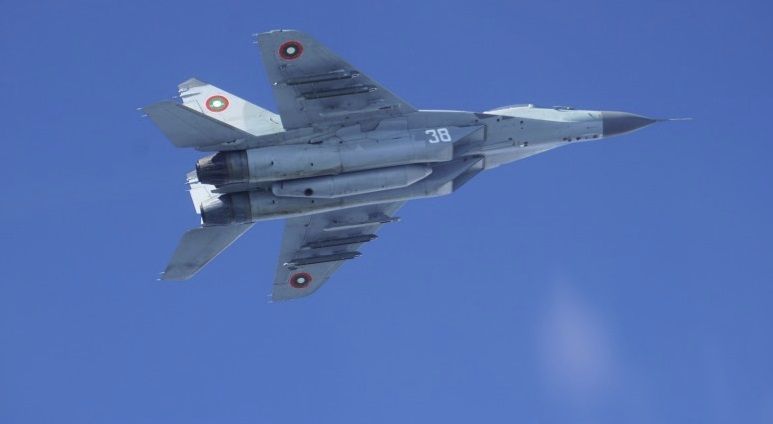Словакия предаде всички 13 изтребителя МиГ-29, обещани от нея на