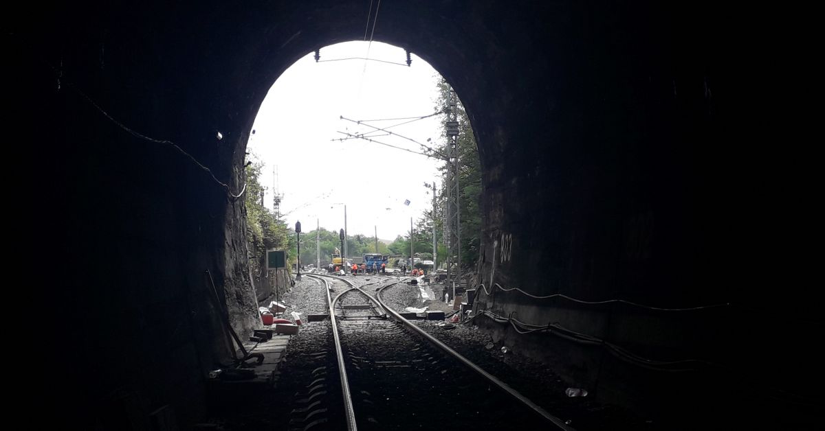 „От днес стартира изграждането на най-дългия двутръбен железопътен тунел, строен