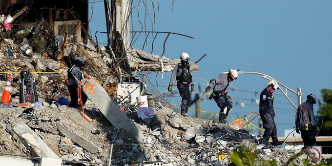 Броят са загиналите под срутилата се жилищна сграда във Флорида