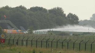 Белгийски изтребител Ф 16 се вряза в сграда в авиобаза