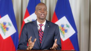 Полицията в Хаити заяви снощи че е арестувала хаитянец вербувал