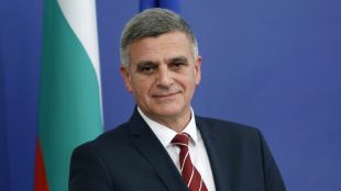 Поздравление на министър председателя Стефан Янев по случай празника Курбан байрам Отравям