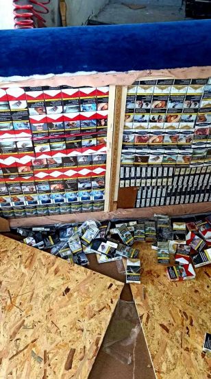 Митническо куче откри 47 320 къса 2366 кутии цигари при