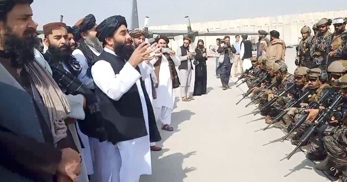 Приключи 20-годишната военна мисия в страната“Сътворихме история”, похвалиха се талибанитеВашингтон
