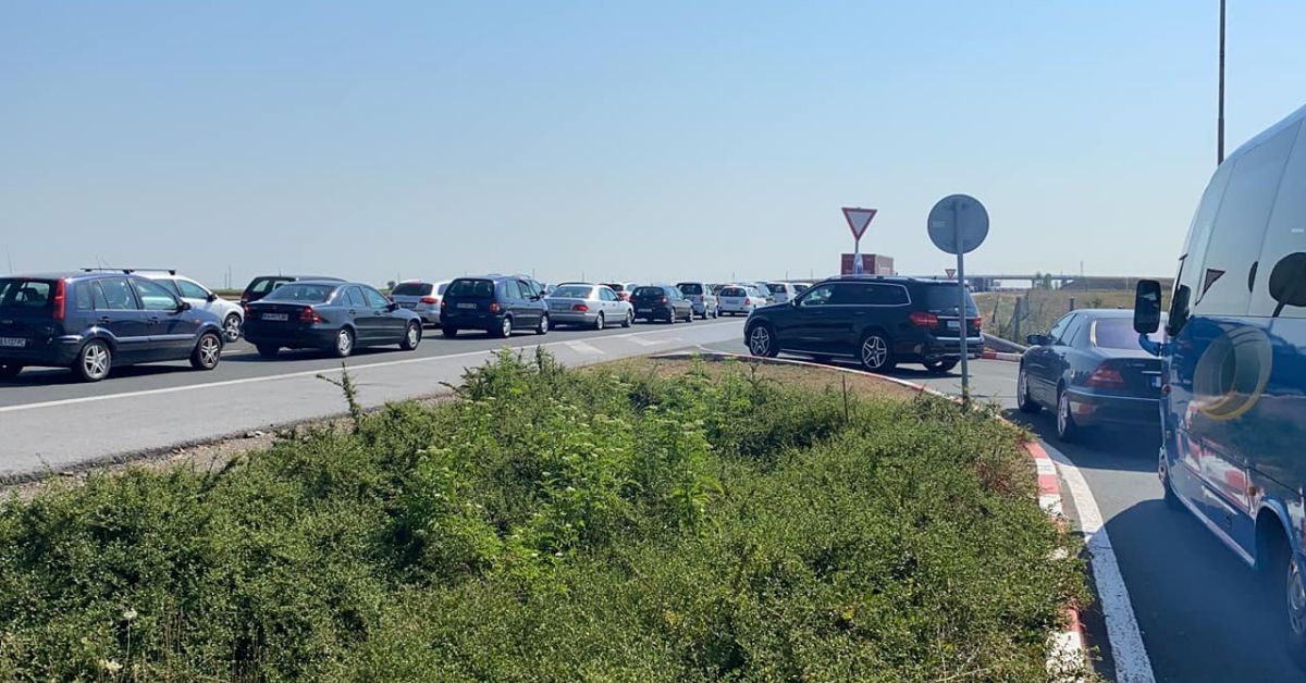 Три катастрофи затрудниха движението на магистрала Тракия в посока Бургас.Едната