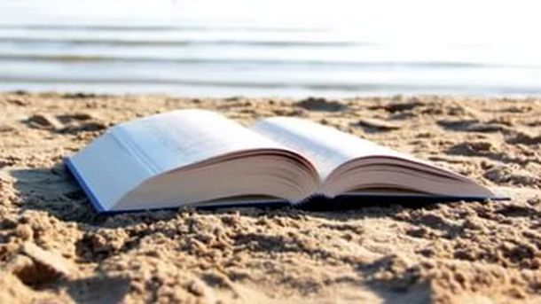 Φεστιβάλ και διαγωνισμός σκέιτμπορντ «Με ένα βιβλίο στην παραλία» στο Μπουργκάς