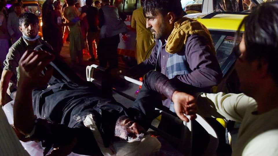 Броят на жертвите на атентатите в Кабул достигна 170, повечето