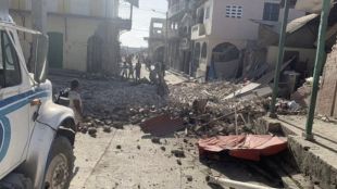 Броят на загиналите при мощното земетресение в Хаити в събота