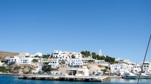 Плавателен съд потъна днес край гръцкия остров Милос предава Ройтерс Всички
