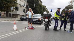 Шофьор на Мерцедес не пропусна пресичаща жена на пешеходна пътека
