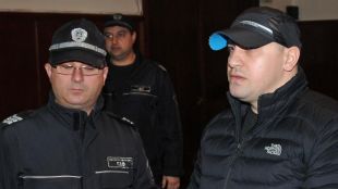 Разстрел в района на стадион Георги Аспарухов в София44 годишният мъж