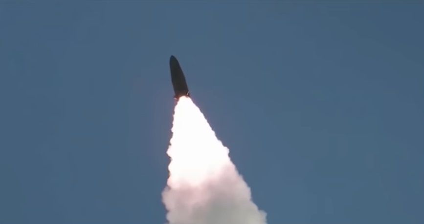 Северна Корея извърши успешни изпитания на крилати ракети с голям