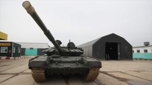 Русия проведе танкови маневри с жива стрелба в близост до