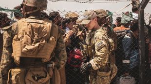 Американските военни отказаха да евакуират семейството на афганистанеца който веднъж