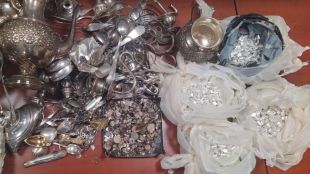 Митничари от Малко Търново откриха истинско сребърно съкровище при проверка