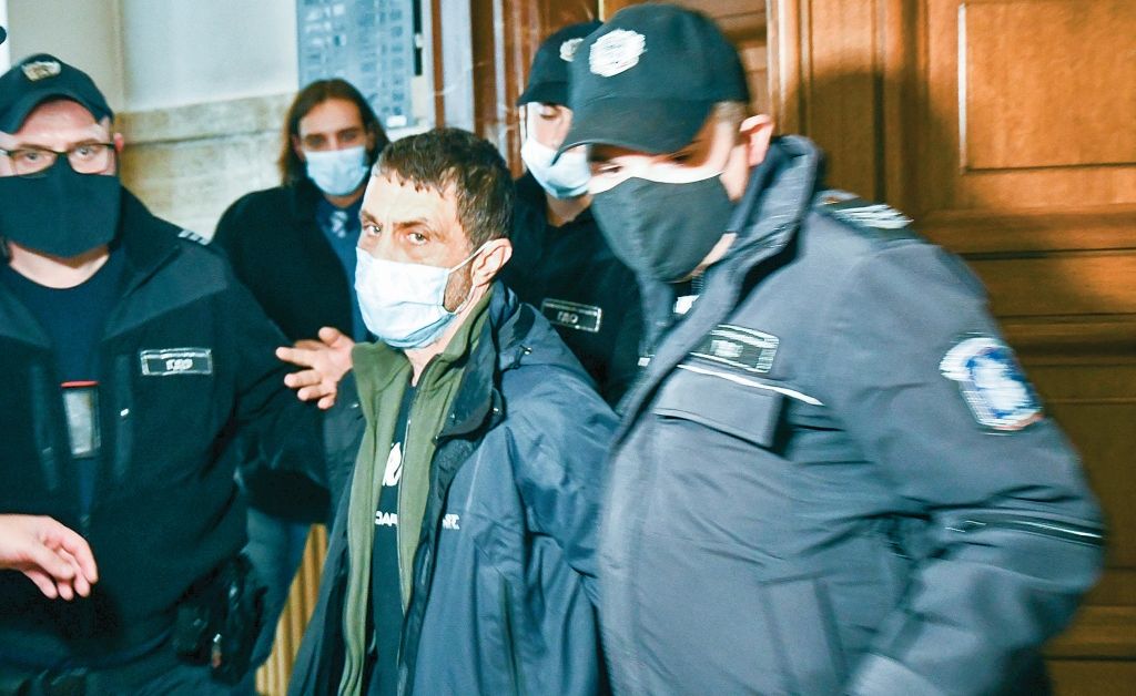 Софийският градски съд наложи постоянен арестИмал забрана да я доближава