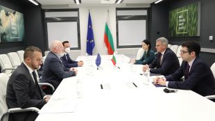 Служебният министър председател Стефан Янев проведе среща със заместник председателя на Европейската