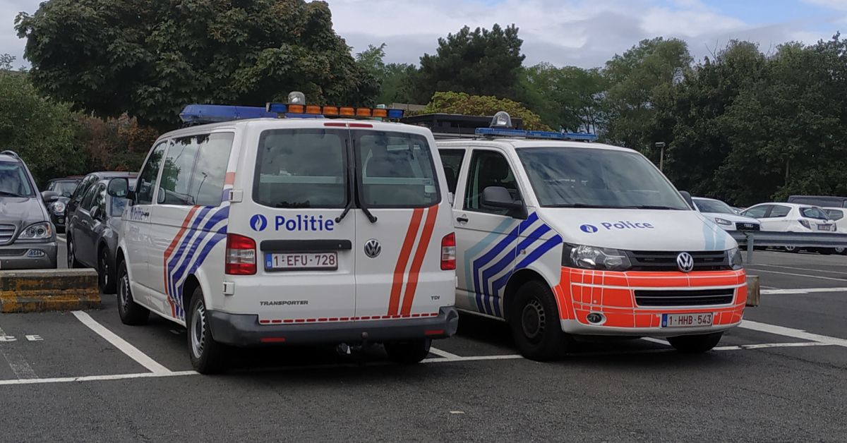 Белгийската полиция арестува 8 души по подозрение, че са подготвяли