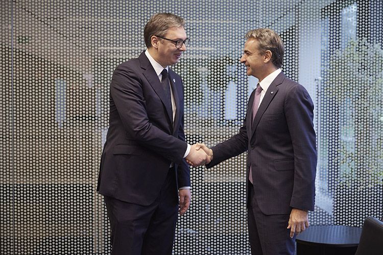 Държавният глава на Сърбия Александър Вучич и министър-председателят на Гърция