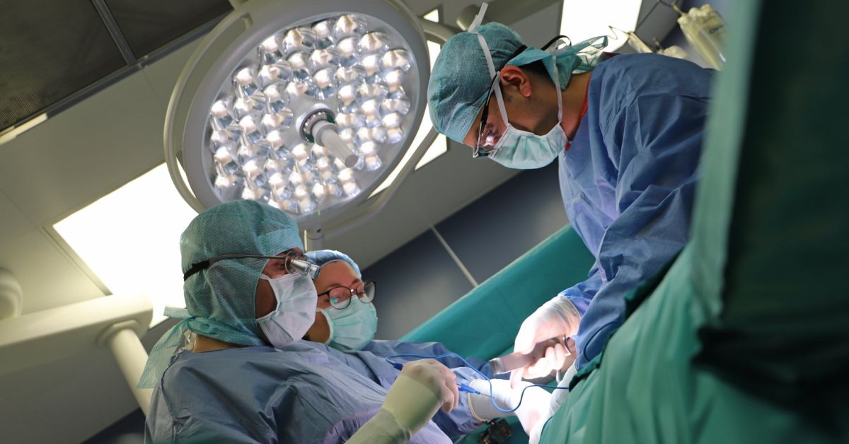 Специалисти от Военномедицинска академия (ВМА) извършиха поредна чернодробна трансплантация –
