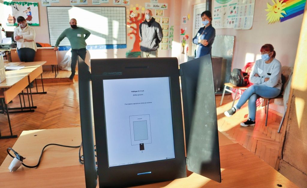 Устройствата за гласуване отново създадоха проблеми В село Радилово машината