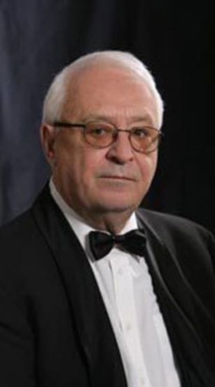 Тази нощ е починал дългогодишният директор на Музикалния театър проф