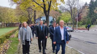 Готово ли е българското общество да приеме кандидат президентската двойка на