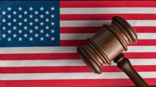 Апелативен съд в САЩ потвърди решението си за временно спиране