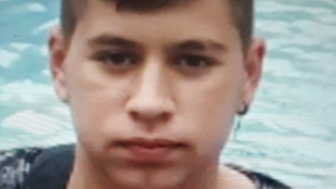 Полицията издирва 14 годишния Карамфил Илиев който е изчезнал от вчера