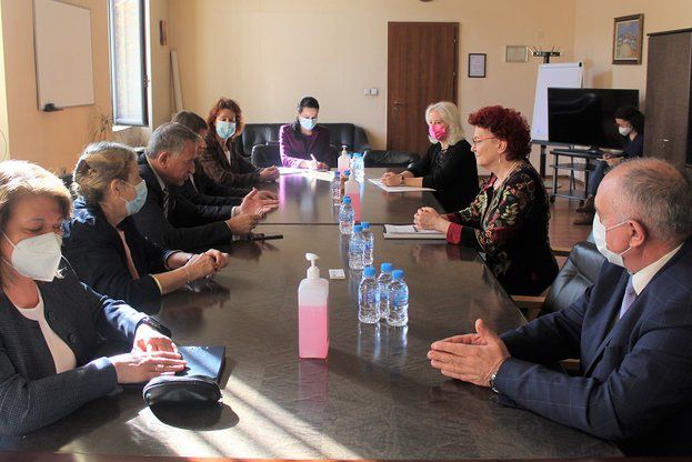 Министърът на здравеопазването д-р Стойчо Кацаров се срещна с директора