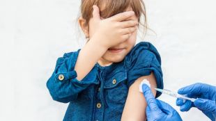 В шест лечебни заведения в София ще ваксинират срещу COVID