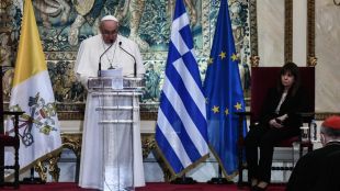 Папа Франциск призова за връщане към добри политики и посочи
