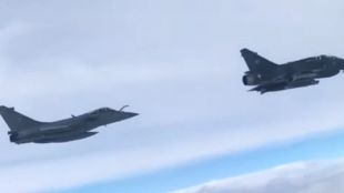 Руските изтребители Су 27 са вдигнати във въздуха за да ескортират