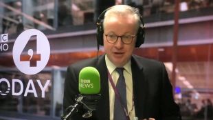 Британски министър закъсня за интервю в ефира на радио Би