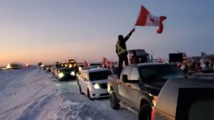 Стотици канадски шофьори организираха снощи шествие с камиони към Отава