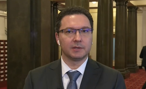 Заместник-председателят на ГЕРБ Даниел Митов заяви, че няма коалиция между
