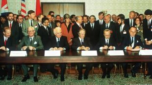 Шпигел разкри документУверенията били дадени през 1991 г Протоколът потвърждава позициите