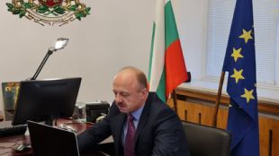 Съветваме българските граждани да се подготвят за евакуация лични документи