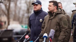Украинският президент Володимир Зеленски заяви че все още няма изтегляне