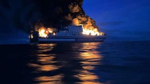 Пожарът избухнал на ферибота Юрофери Олимпия рано тази сутрин край
